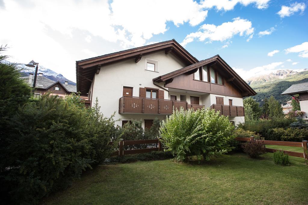 Alpine Dream Apartments 보르미오 외부 사진